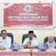 Wakil Bupati Soppeng, Ir. H. Lutfi Halide, MP, Menyerahkan Sertifikat PTSL di Desa Labokong